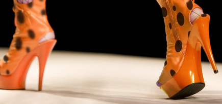 Пламенный кутюр: Cheetos устроил модный показ на Неделе моды в Нью-Йорке