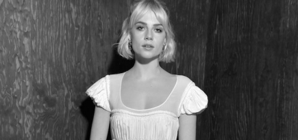 Люси Бойтон, Алекса Чанг и другие гости показа Chloé в Париже