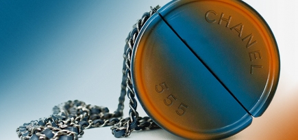 Объект желания: сумка-канистра Chanel