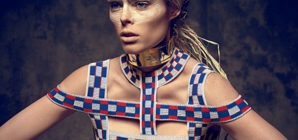 Коко Роша в съемке испанского Harper's Bazaar