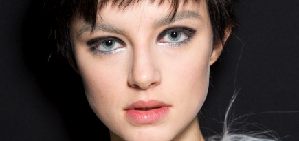 Красота в деталях: образы с показа Emporio Armani