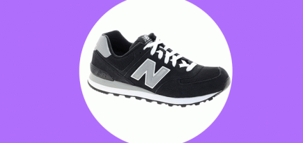 New Balance подают в суд на Карла Лагерфельда