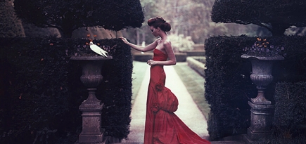 Кутюрные наряды Valentino в объективе Кэтлин Нондорф