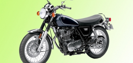 Yamaha продемонстрировали мотоцикл SR400