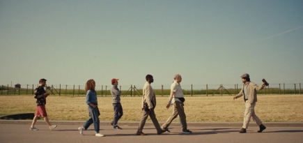 Повелеваю жить: каким получился фильм «Настоящая боль» Джесси Айзенберга