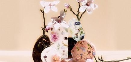 Как создают столы и зеркала из сухоцветов и эпоксидной смолы: история бренда Murky