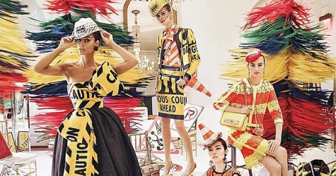 Буйство красок в новой кампании Moschino