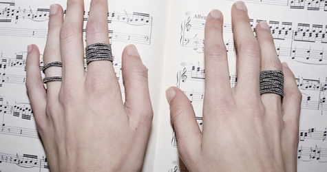 Юрген Теллер снял рекламную кампанию для Repossi