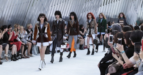 Louis Vuitton, resort 2018 — обзор Buro 24/7