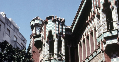 Первый дом по проекту Антонио Гауди станет музеем