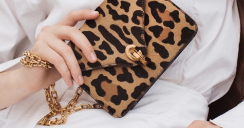 Клатч Dior — выбор Buro 24/7