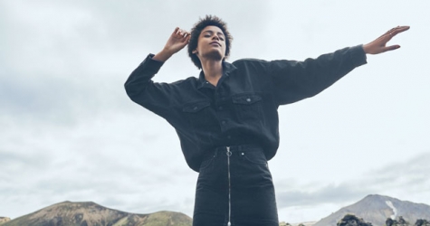 H&M выпустил коллекцию из переработанных вещей покупателей