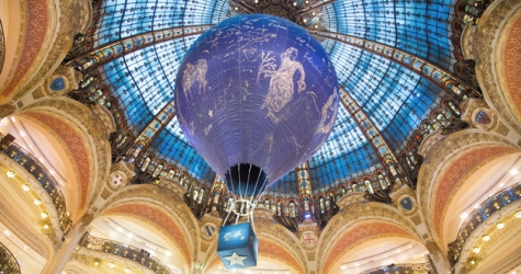 Dior запустил воздушный шар под купол «Галереи Лафайет»