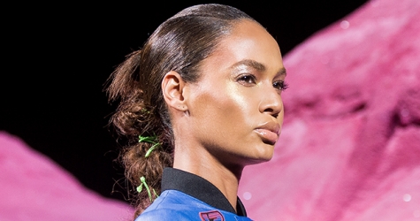 Как повторить макияж с дрейпингом с показа Fenty x Puma