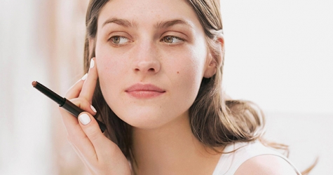 В чем разница между дорогой и демократичной косметикой