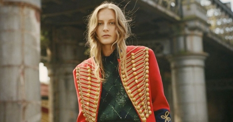 Burberry выпустил специальную коллекцию для Net-a-Porter