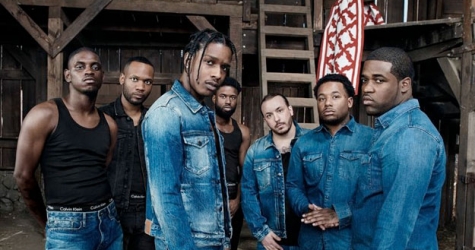 Раф Симонс снял A$AP Rocky и его команду в амбаре