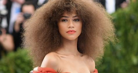 Зендая и Риз Уизерспун снимут триллер о первой афроамериканке в престижном колледже