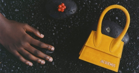Jacquemus снял кампанию на черном пляже