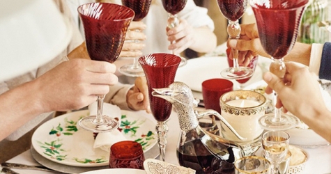 Как предотвратить похмелье и не переесть в новогоднюю ночь