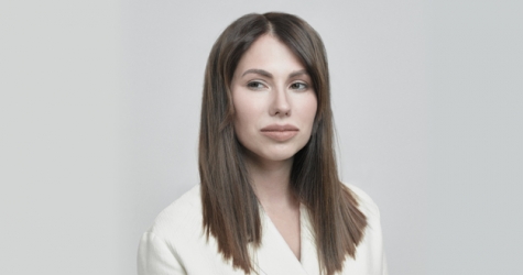 Косметичка Марии Командной. «Без больших губ я — не я»