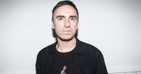 Раф Симонс приглашает вашу семью сняться для Calvin Klein