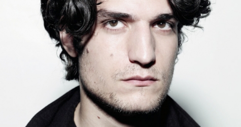 Луи Гаррель снял новый фильм с Летицией Кастой и Лили-Роуз Депп