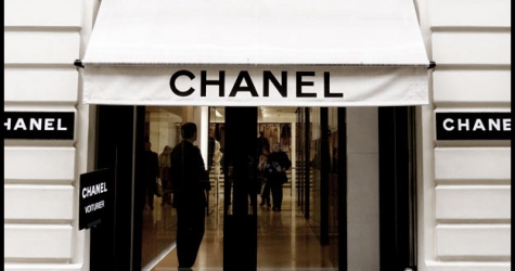 Chanel и Farfetch откроют интерактивные бутики