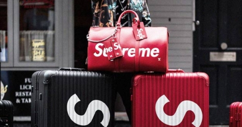 Редкие вещи Supreme продадут на аукционе