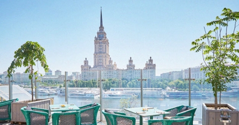 В Москве открылась веранда в стиле тбилисского балкона