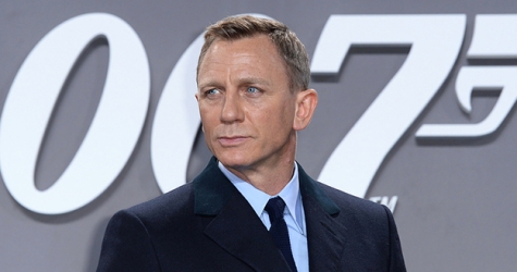 Новый фильм о Джеймсе Бонде не выйдет в следующем году