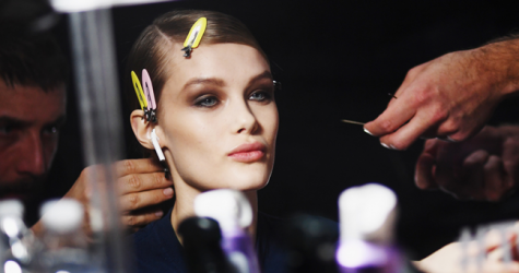 Как повторить макияж с влажными смоки с показа Tom Ford