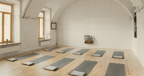 Студия Yoga Space подготовила специальные предложения к 8 Марта