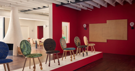 Французский дизайнер интерьеров Пьер Йованович и Кристиан Лубутен выпустили коллекцию стульев