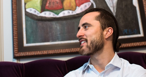 Федор Елютин: \"Если не можете сделать хороший спектакль, сделайте хотя бы вкусный бутерброд в буфете\"