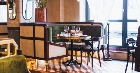 Все о ресторане Buro TSUM: как найти, что попробовать, есть ли завтраки и веранда