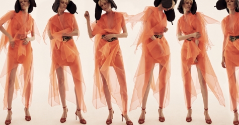 Цвет 2019 года — «живой коралл»: как подобрать одежду и макияж