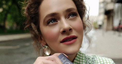 Аглая Тарасова отвечает на вопросы BURO.