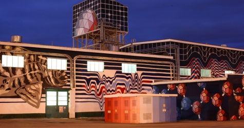 Новый татарский мурализм: лазеры, национальные вышивки и баурсак в Альметьевске