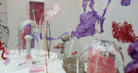 Современное искусство — в порядке! Галереи, цены и селебрити на ярмарке Cosmoscow