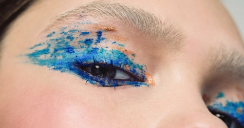 Визажист Исамайя Френч показала, как создать яркий макияж с новой коллекцией Tom Ford