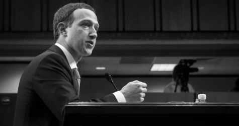 Пользователи твиттера сравнили Марка Цукерберга с роботом