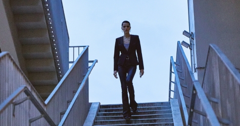 «Наша героиня — та, которая знает, чего хочет здесь и сейчас». Дизайнер YULIAWAVE Юлия Василевская о новой капсуле Velvet Glove