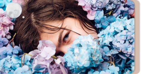 Что слушать, чтобы обрести силы и познать себя: 6 подкастов