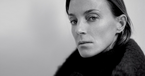 Уйти нельзя, остаться: Фиби Файло не покидает Céline