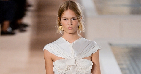 Обзор Buro 24/7: Balenciaga, весна-лето 2016