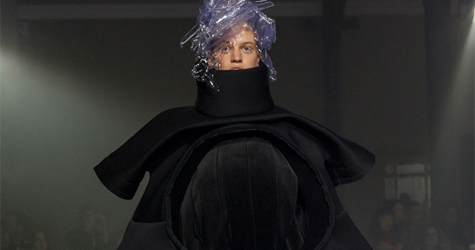 Парижская неделя моды: Comme des Garçons, весна-лето 2017