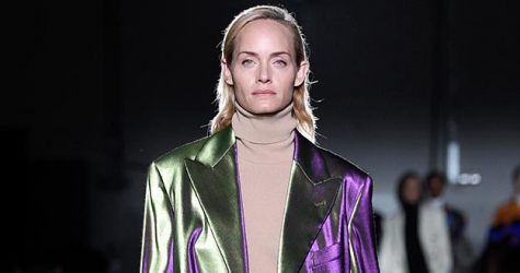На сайте Dries Van Noten за 100 дней покажут 100 архивных шоу