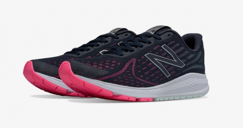 New Balance представил обновленную версию беговых кроссовок