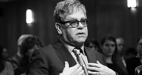 Элтон Джон хочет поговорить с Путиным о толерантности